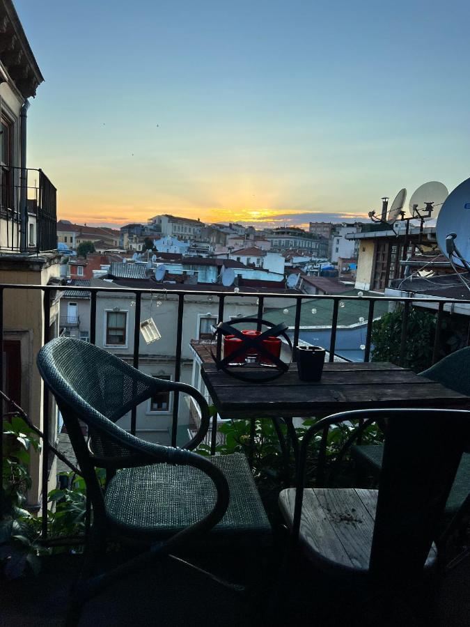 Klein Cihangir Pera Suites Istanbul Exteriör bild